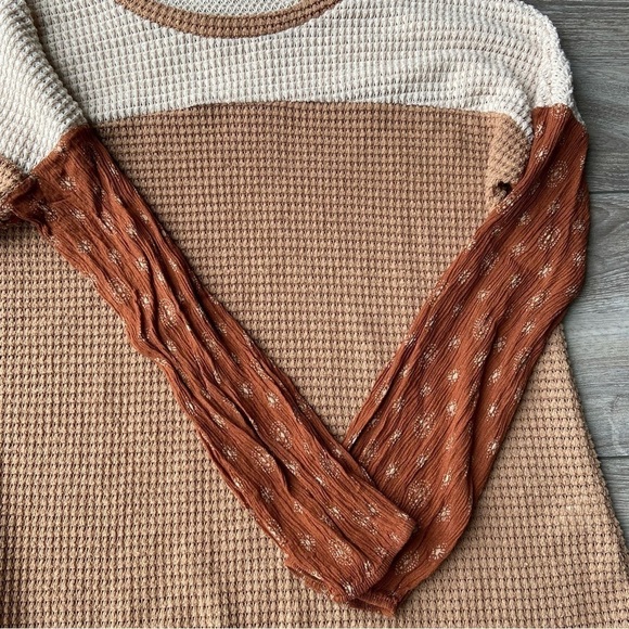 Lemon Tree Patchwork Earth Tone Long Sleeve Top - Picture 8 of 14